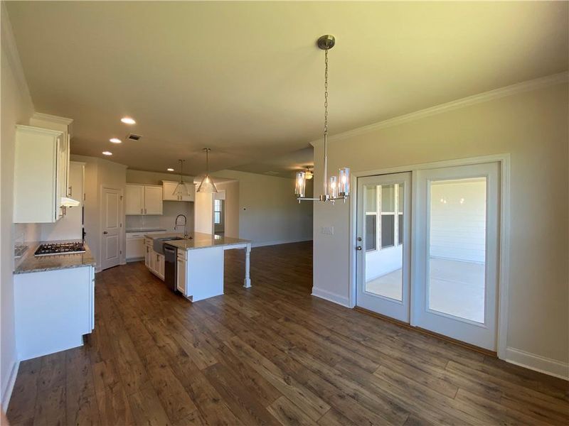 Spacious, unfurnished interior of a new home in , Jefferson (Image 31).