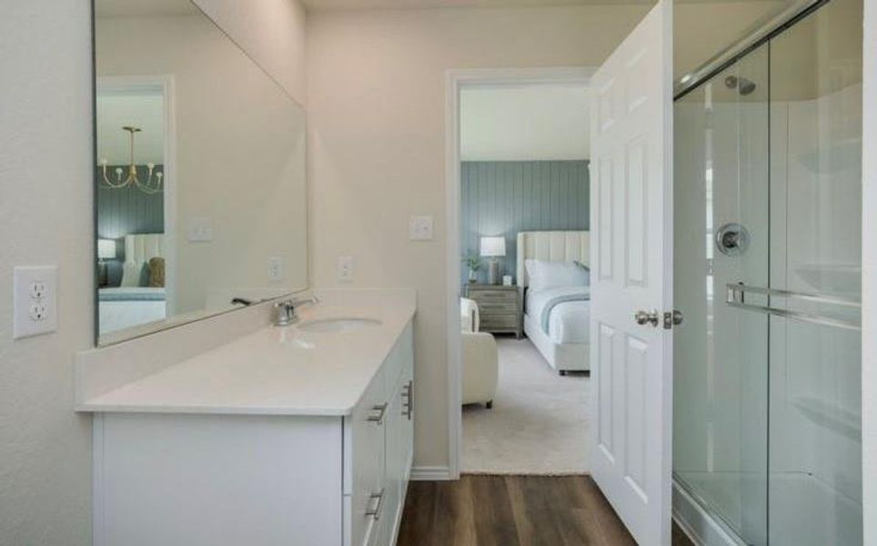 Furnished interior view inside a new home in The Pines At Seven Coves, Conroe (Image 16). Furnished interior view inside a new home in The Pines At Seven Coves, Conroe (Image 16).