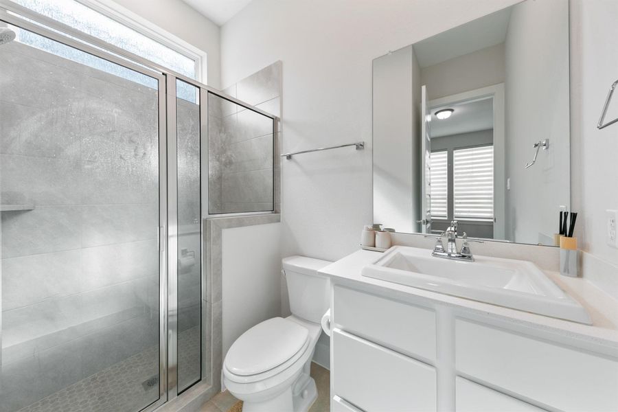 Furnished interior view inside a new home in Trillium, Richmond (Image 16).