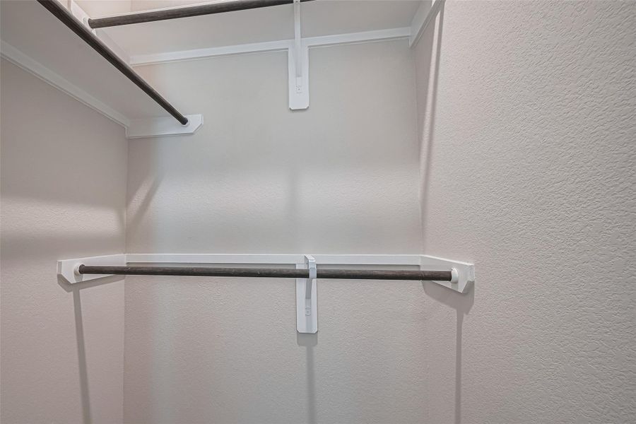 Close-up of interior finishes inside a home in La Segarra, Brookshire (Image 16).