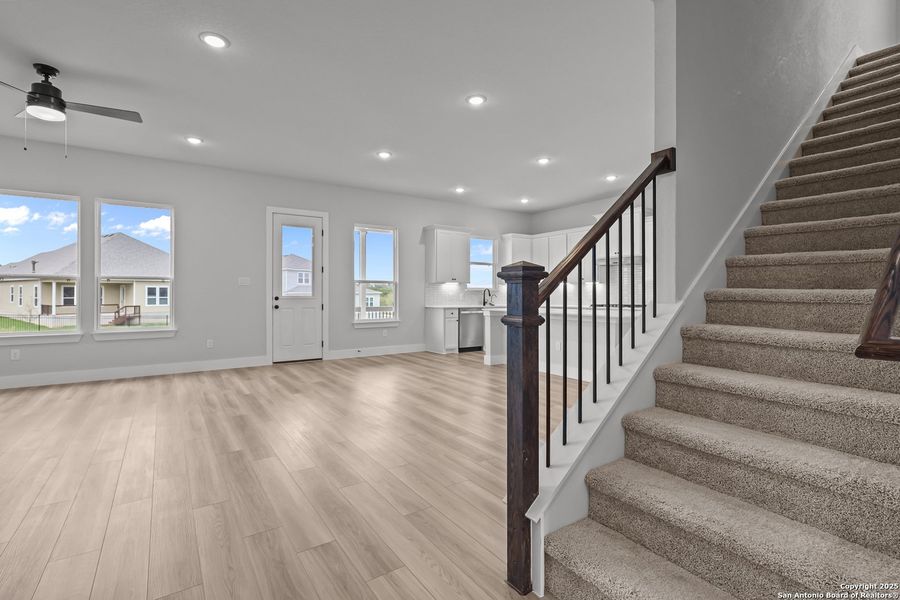 Spacious, unfurnished interior of a new home in Homestead, Schertz (Image 19).
