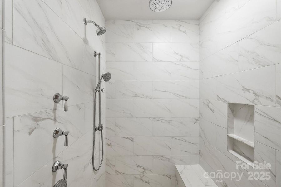 Image 28 of a home in .