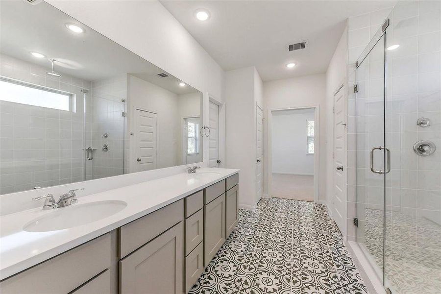 Furnished interior view inside a new home in Encino Estates, Dayton (Image 3).