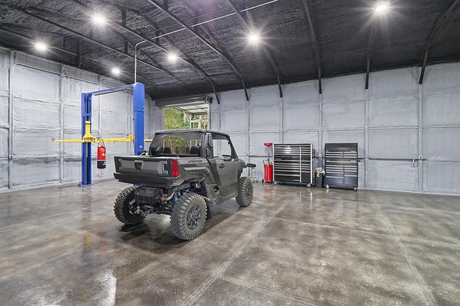 Community amenities in , Inglis (Image 73).