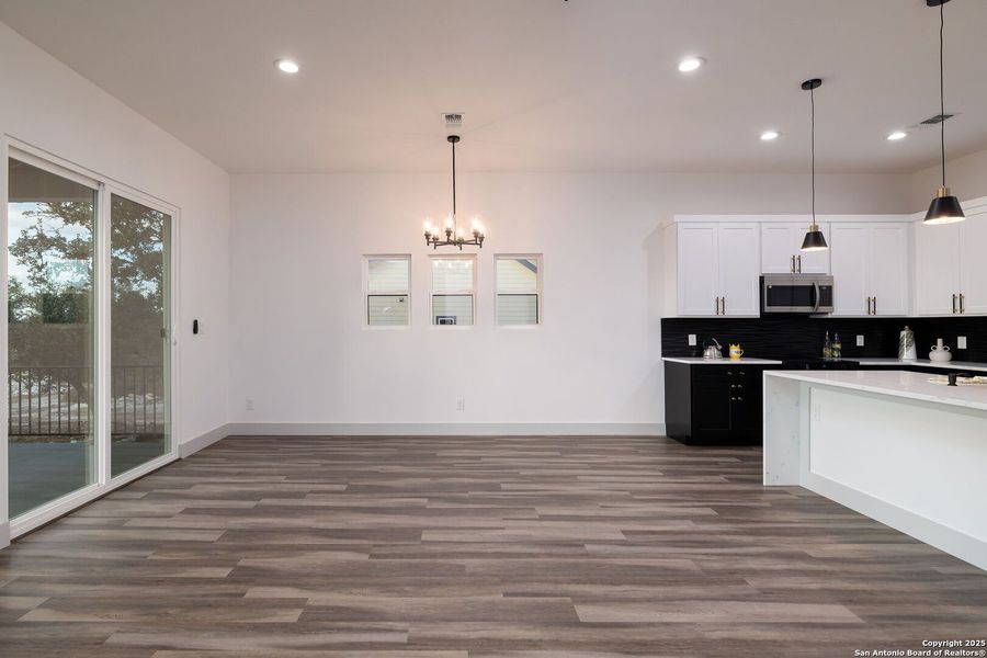 Spacious, unfurnished interior of a new home in , Fischer (Image 16).