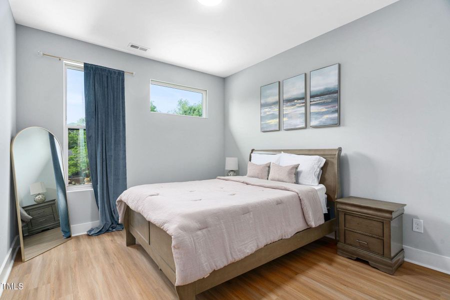 48-web-or-mls-2325-sheffield-rd-102 48-web-or-mls-2325-sheffield-rd-102