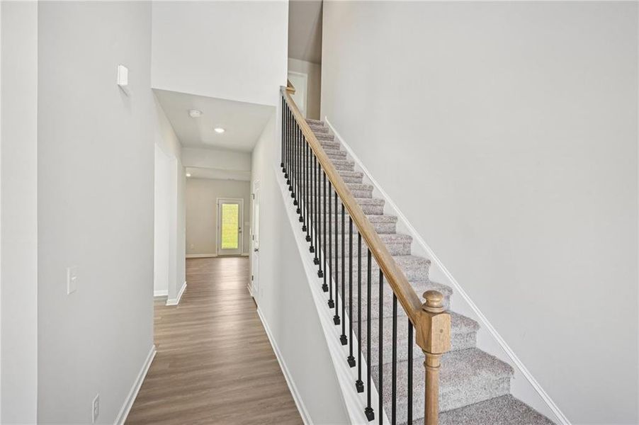 Spacious, unfurnished interior of a new home in Neely Farm, Covington (Image 24).