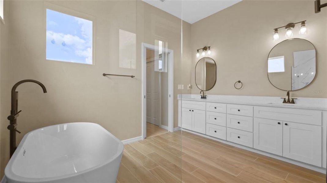 Furnished interior view inside a new home in , Port Charlotte (Image 4).