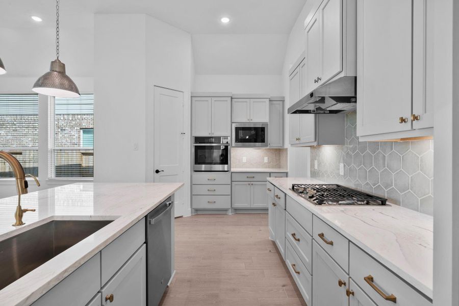 Furnished interior view inside a new home in Jubilee Chateau, Hockley (Image 14).