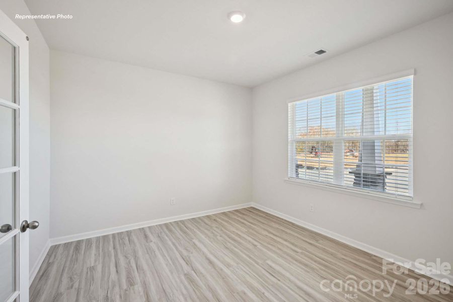 Spacious, unfurnished interior of a new home in Wallace Springs, Statesville (Image 16).