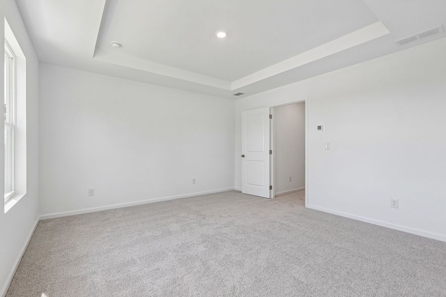 Spacious, unfurnished interior of a new home in Weatherfield, Buford (Image 17).