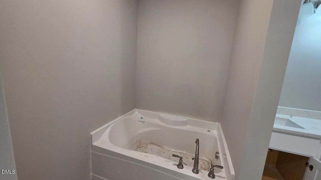 Lot 5 Tharrington (22) (Medium)