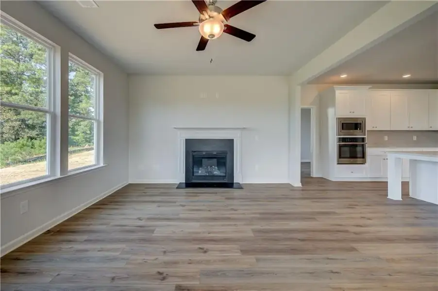 Spacious, unfurnished interior of a new home in Brighton, Locust Grove (Image 23).