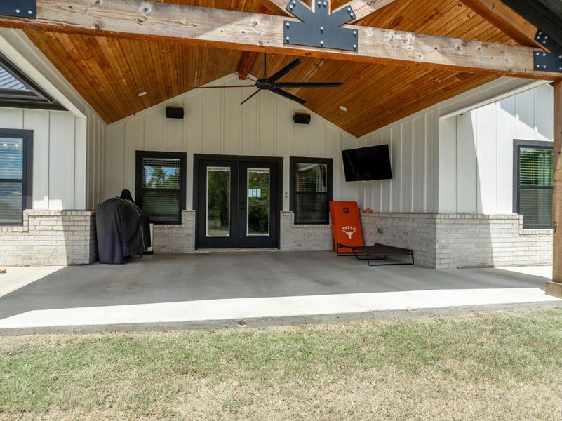 Front exterior of a new home in , Rockdale, TX, highlighting curb appeal (Image 2).