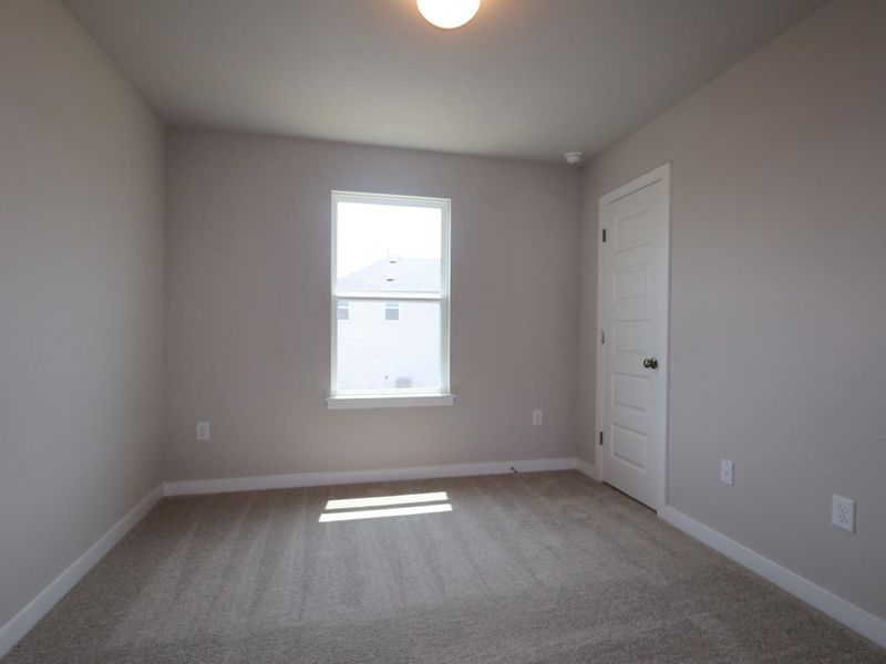 Spacious, unfurnished interior of a new home in Cascades at Onion Creek, Austin (Image 10). Spacious, unfurnished interior of a new home in Cascades at Onion Creek, Austin (Image 10).