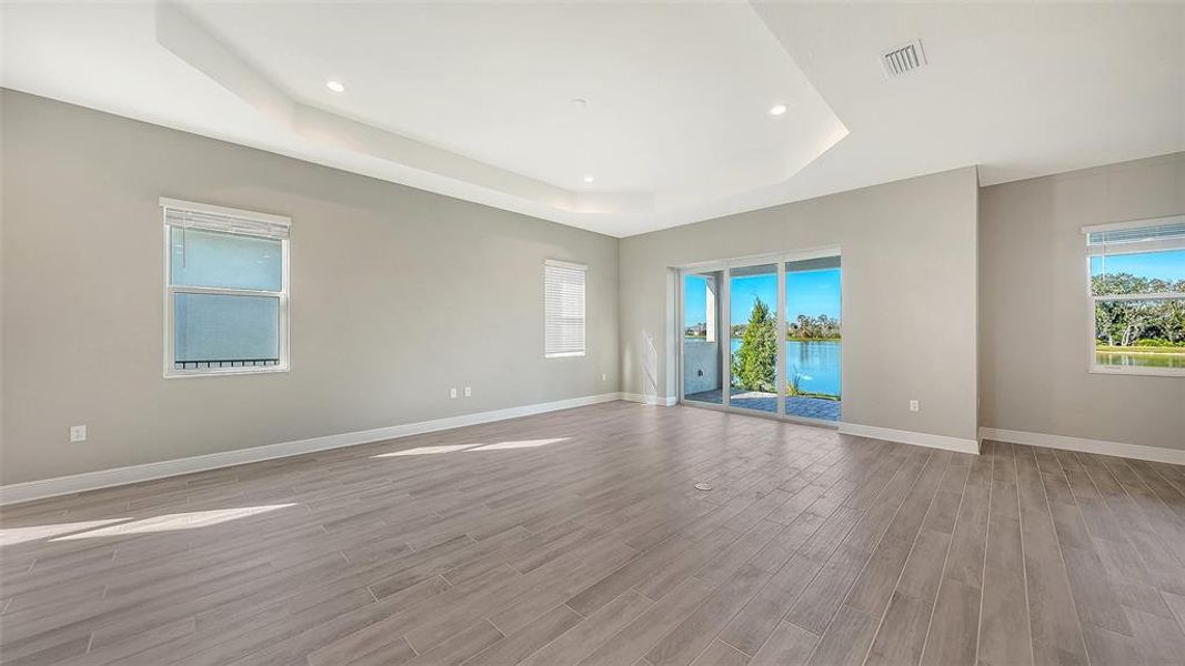 Spacious, unfurnished interior of a new home in Wildleaf, Parrish (Image 36).