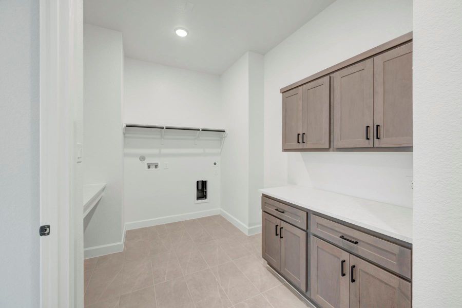 Furnished interior view inside a new home in Kresston - Enclave Collection, Magnolia (Image 14).