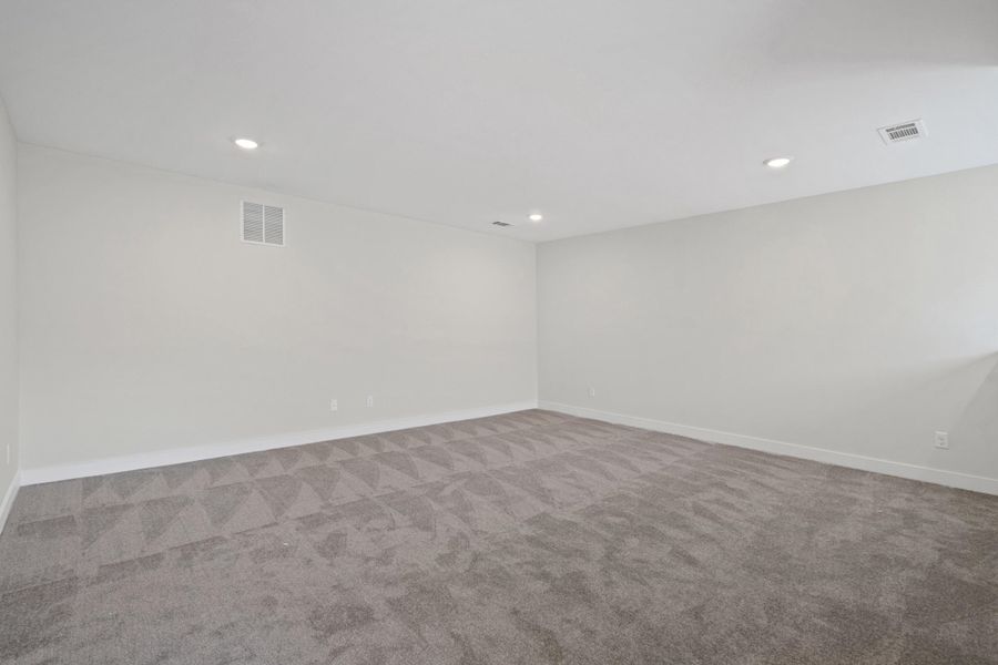 Spacious, unfurnished interior of a new home in Myers Park, Arlington (Image 24). Spacious, unfurnished interior of a new home in Myers Park, Arlington (Image 24).