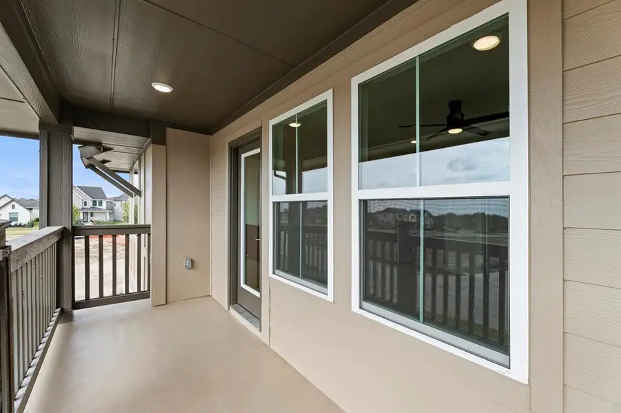 24. 3136 Lenton - Balcony