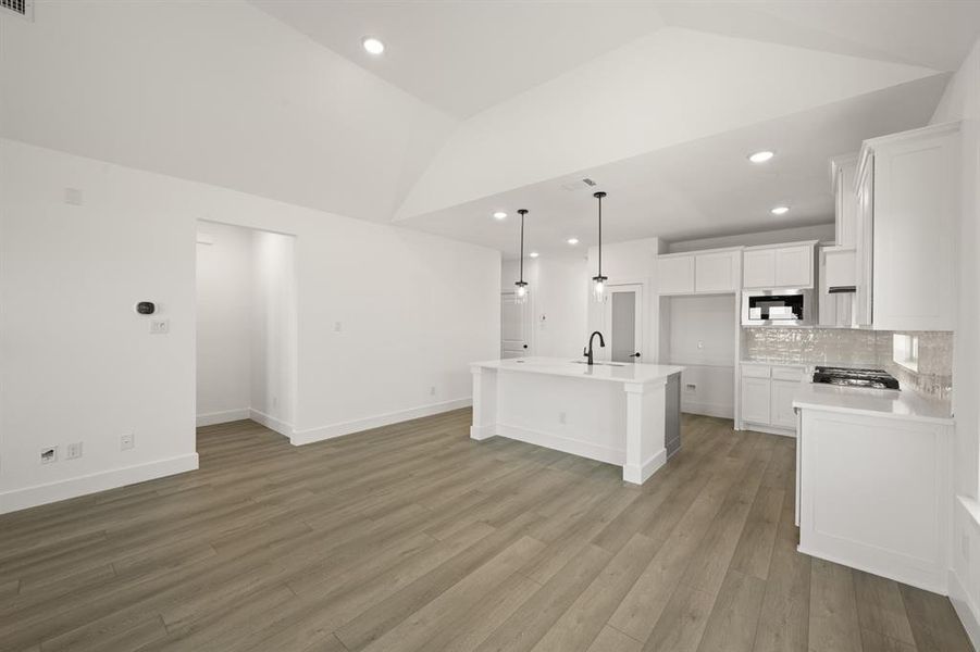 3549 Ironwood- DIning-1598