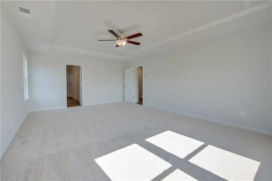 Spacious, unfurnished interior of a new home in Brighton, Locust Grove (Image 31).