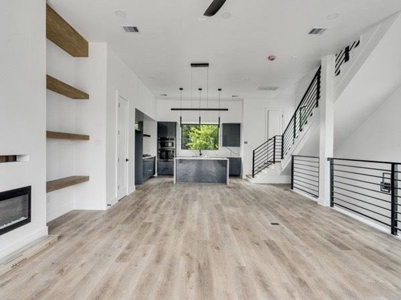 Spacious, unfurnished interior of a new home in , Houston (Image 30).