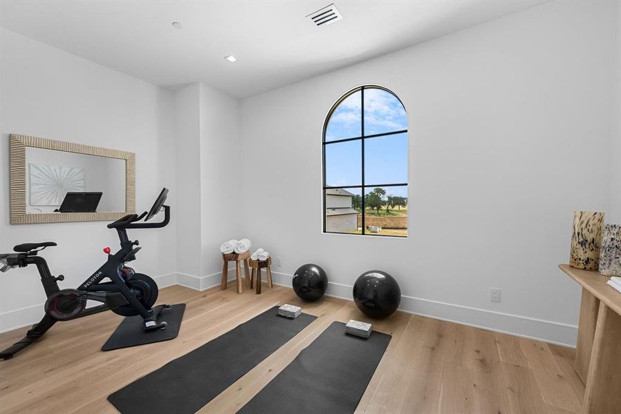 Furnished interior view inside a new home in , Southlake (Image 37).