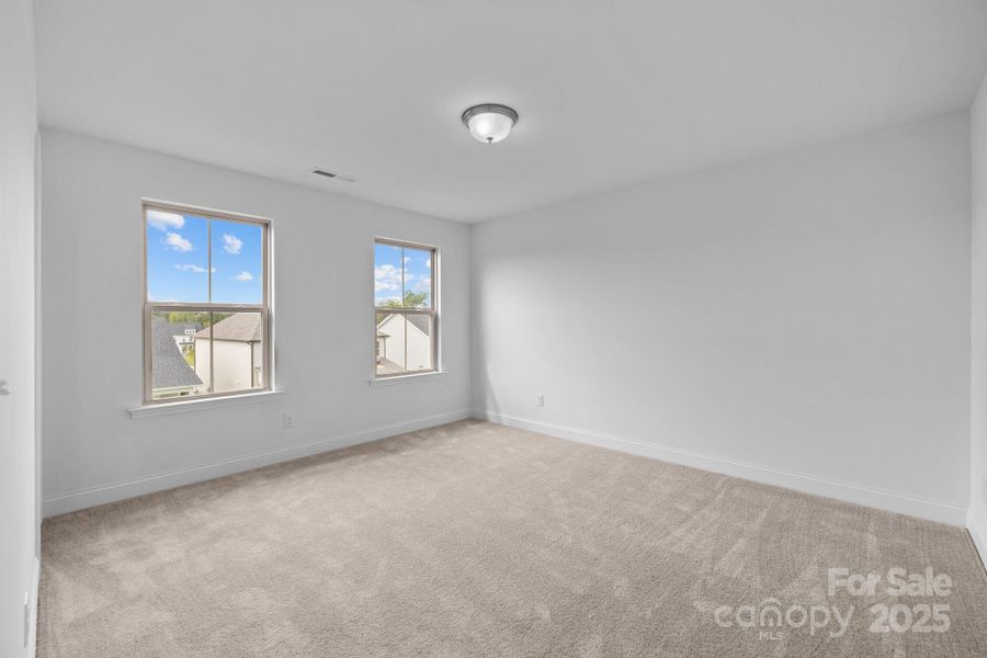 Spacious, unfurnished interior of a new home in Lakeside Glen, York (Image 26). Spacious, unfurnished interior of a new home in Lakeside Glen, York (Image 26).