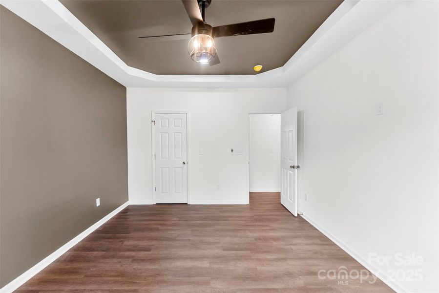 Spacious, unfurnished interior of a new home in , Shelby (Image 29).