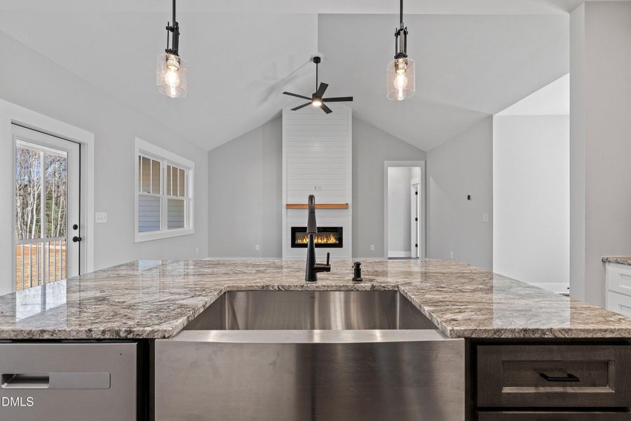 13-9400 Turkey Way _0945