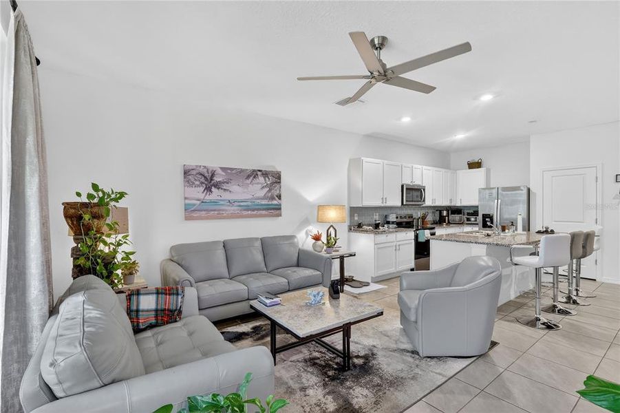 Furnished interior view inside a new home in , Wimauma (Image 15). Furnished interior view inside a new home in , Wimauma (Image 15).