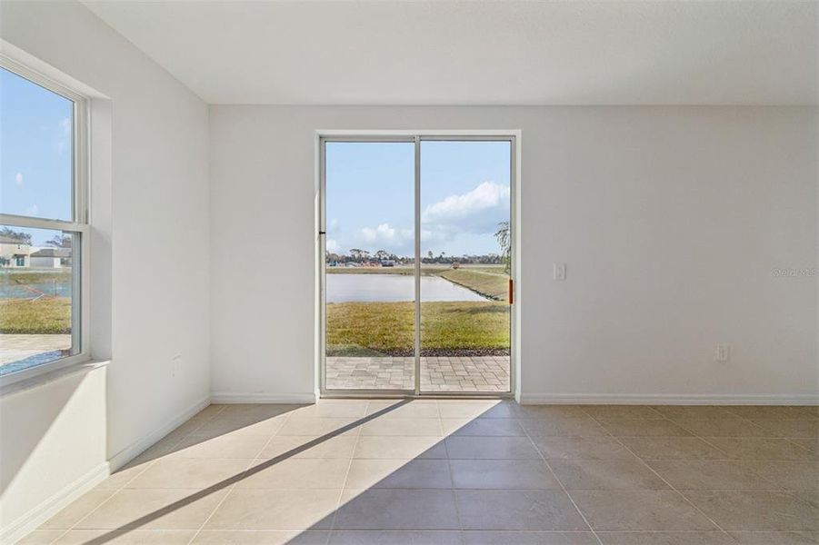Spacious, unfurnished interior of a new home in Southpointe, Palmetto (Image 18).