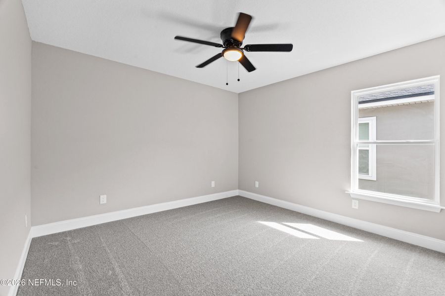 Spacious, unfurnished interior of a new home in , Jacksonville (Image 11).