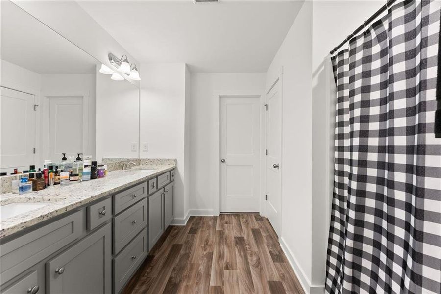 Furnished interior view inside a new home in Ellington Farms, Statham (Image 10).