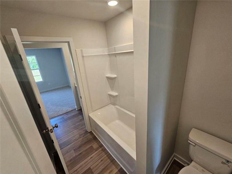 Furnished interior view inside a new home in , Gainesville (Image 7).