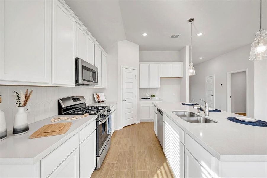 Furnished interior view inside a new home in Verandah, Royse City (Image 10).