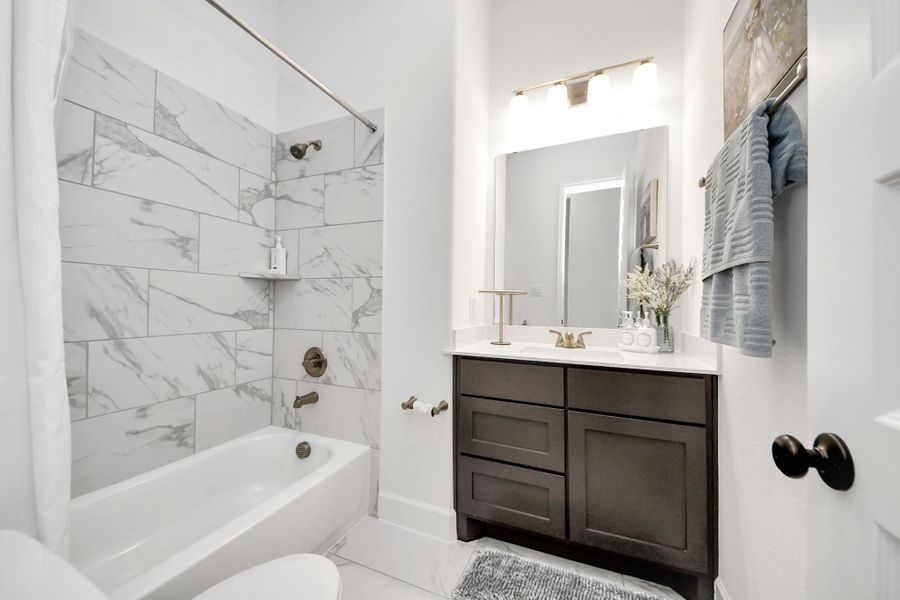 Furnished interior view inside a new home in The Grand Prairie 50', Hockley (Image 11). Furnished interior view inside a new home in The Grand Prairie 50', Hockley (Image 11).