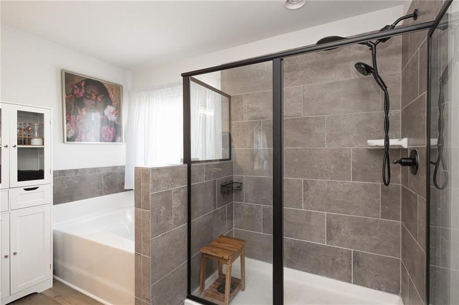 Furnished interior view inside a new home in Westgate Enclave, Loganville (Image 5).