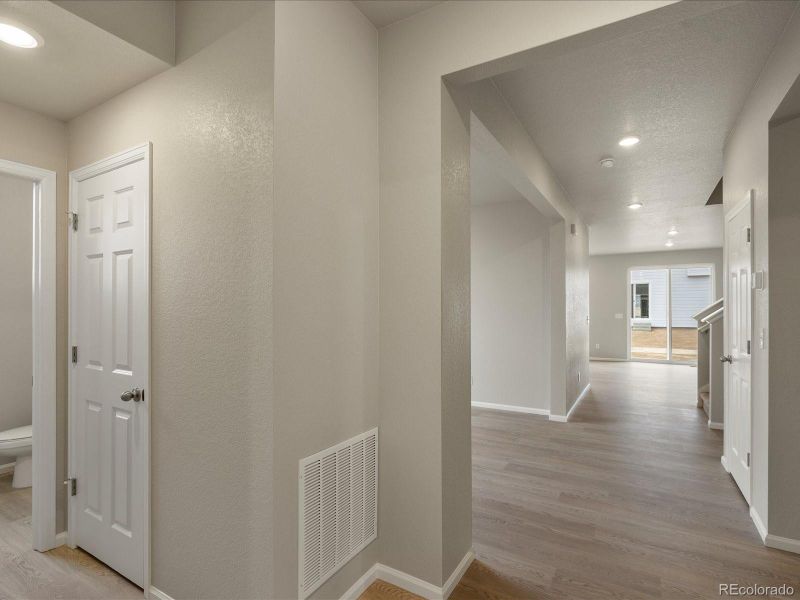 Spacious, unfurnished interior of a new home in Buffalo Highlands: The Canyon Collection, Commerce City (Image 20). Spacious, unfurnished interior of a new home in Buffalo Highlands: The Canyon Collection, Commerce City (Image 20).