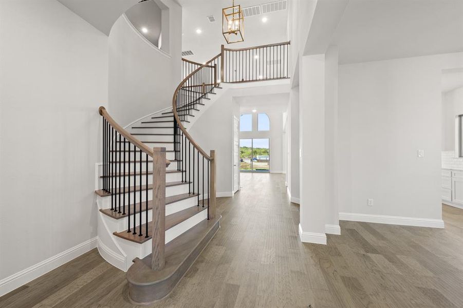 1612 Rolling Oaks- ENtry-1 1612 Rolling Oaks- ENtry-1