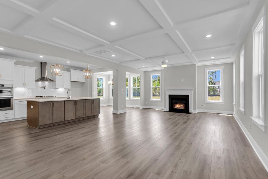 Spacious, unfurnished interior of a new home in , Summerville (Image 16).