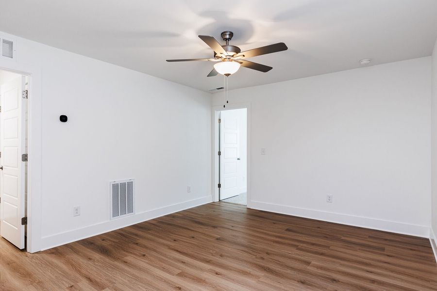 Spacious, unfurnished interior of a new home in Vaughan Farms, Angier (Image 15). Spacious, unfurnished interior of a new home in Vaughan Farms, Angier (Image 15).
