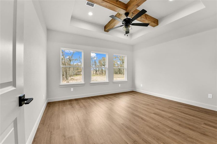 Spacious, unfurnished interior of a new home in , Millsap (Image 22).