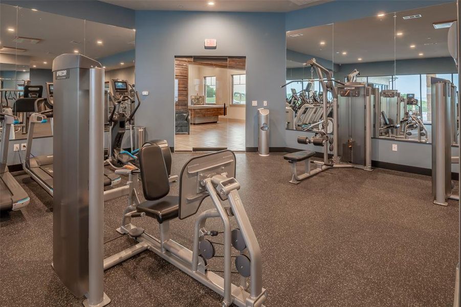 Community amenities in Heath Golf & Yacht Villas, Heath (Image 10). Community amenities in Heath Golf & Yacht Villas, Heath (Image 10).