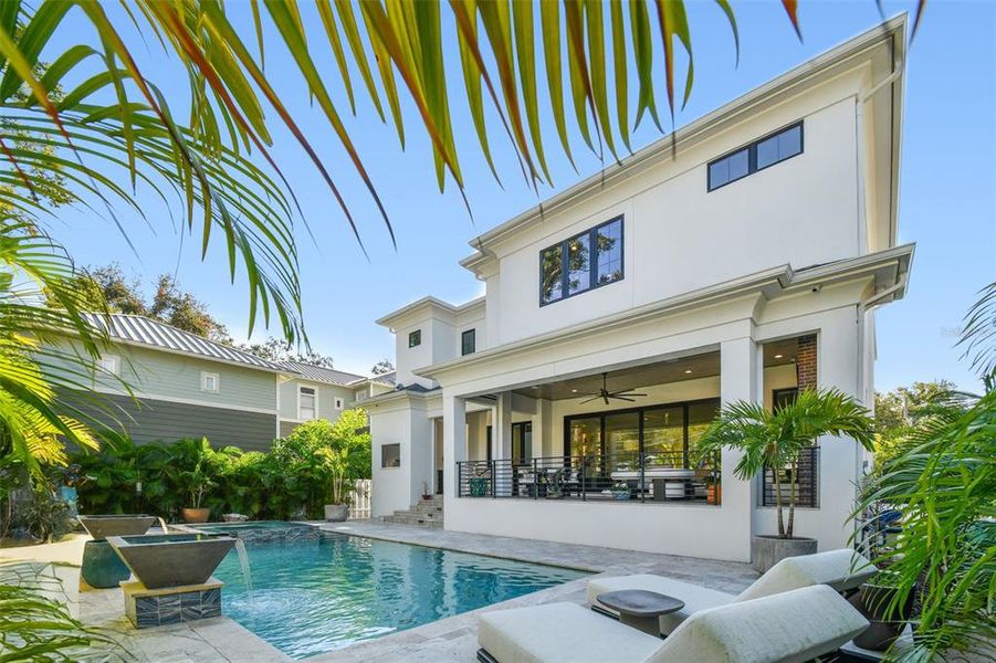 Exterior details and patio area of a home in , Tampa (Image 31).