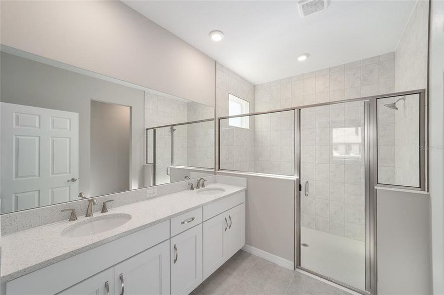 Furnished interior view inside a new home in Calesa Township, Ocala (Image 9).