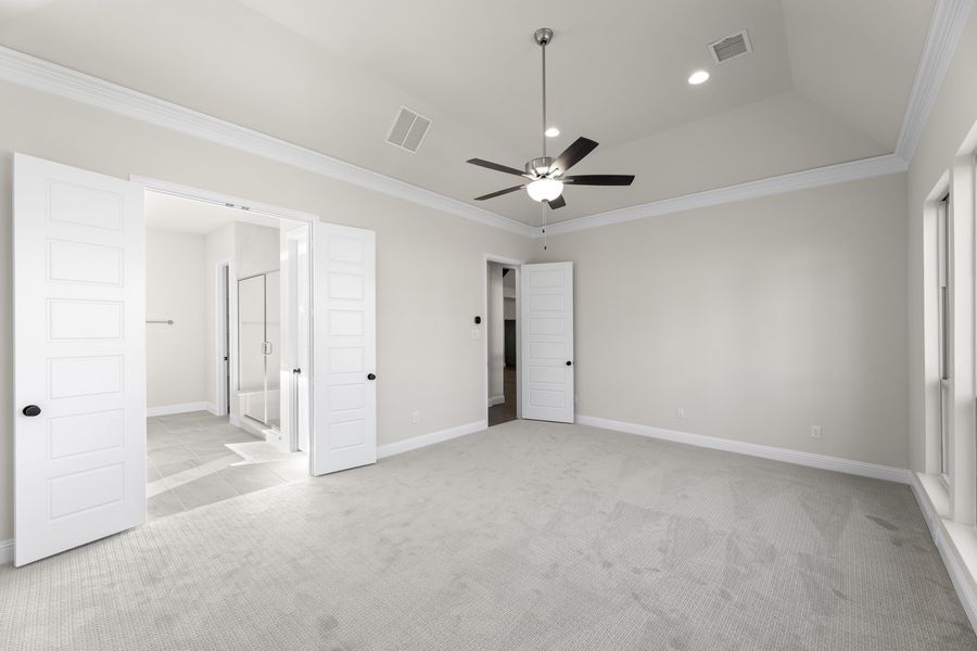 Spacious, unfurnished interior of a new home in Estates at Rockhill, Frisco (Image 22). Spacious, unfurnished interior of a new home in Estates at Rockhill, Frisco (Image 22).
