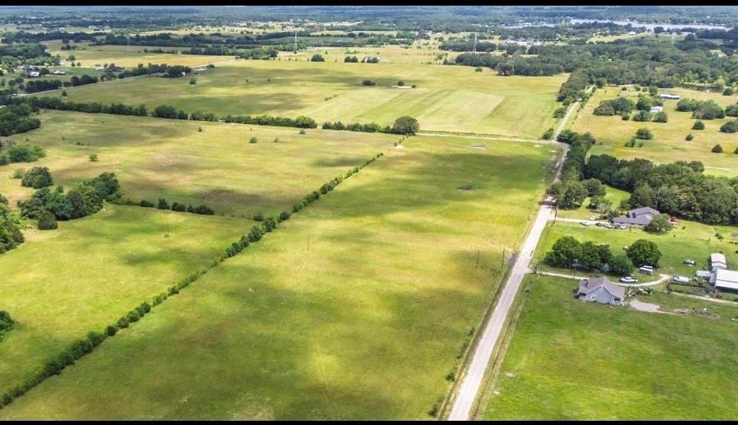 Natural landscape and outdoor views near  in Quinlan (Image 32).