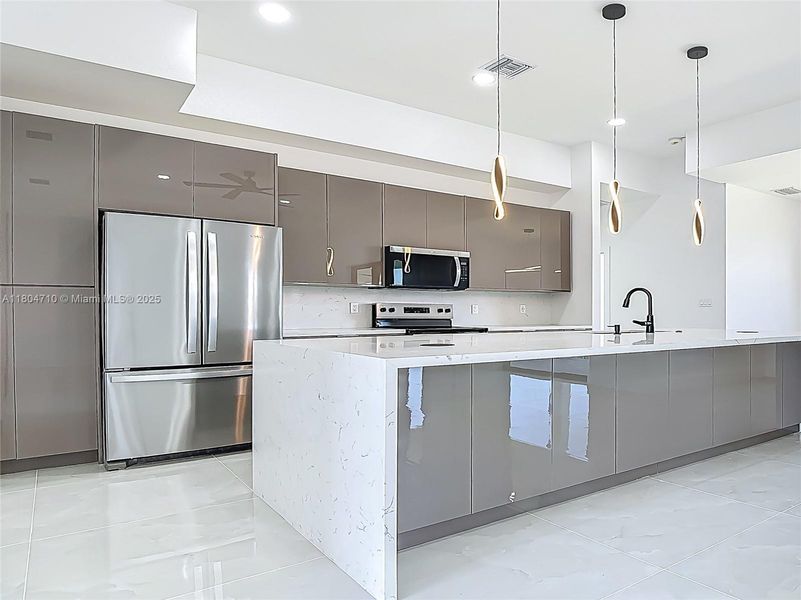 Furnished interior view inside a new home in , Cape Coral (Image 5). Furnished interior view inside a new home in , Cape Coral (Image 5).