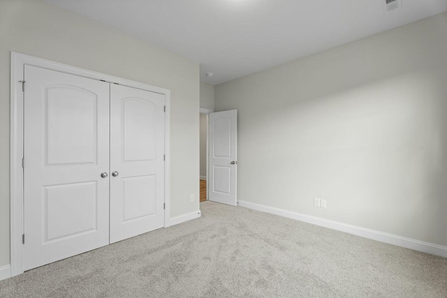 Spacious, unfurnished interior of a new home in Hopewell Garden, Winston-Salem (Image 15).